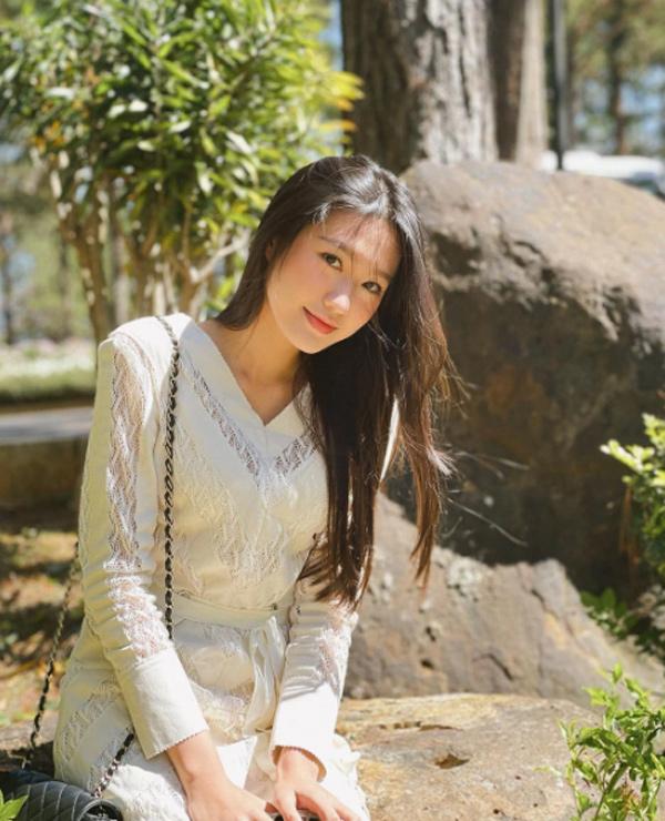 Doãn Hải My khoe ảnh cưới chuẩn rich kid của ông bà ngoại cách đây 50 năm-1