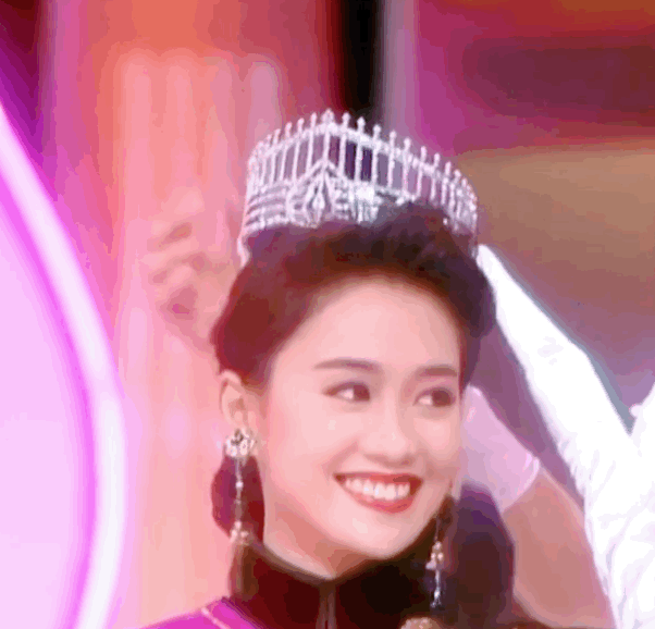 Chúc Anh Đài đình đám một thời giờ chật vật kiếm sống ở tuổi 52-5