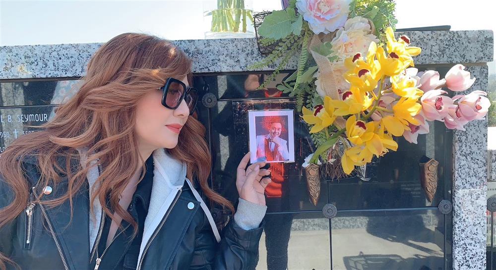 Tinh thần mới của Phương Loan khi viếng mộ cố nghệ sĩ Chí Tài-2