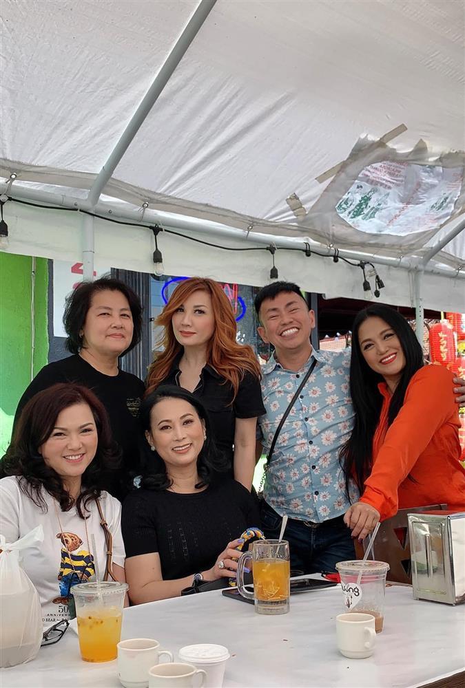 Tinh thần mới của Phương Loan khi viếng mộ cố nghệ sĩ Chí Tài-4