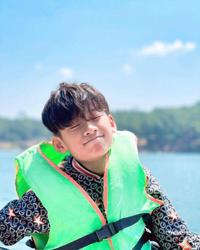 Con trai Lệ Quyên thích cơm lam Đà Lạt-1