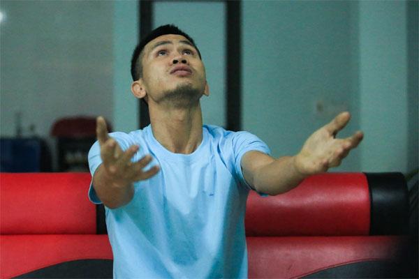 Người hùng cứu cháu bé rơi từ tầng 13: Trắng đêm không ngủ-4