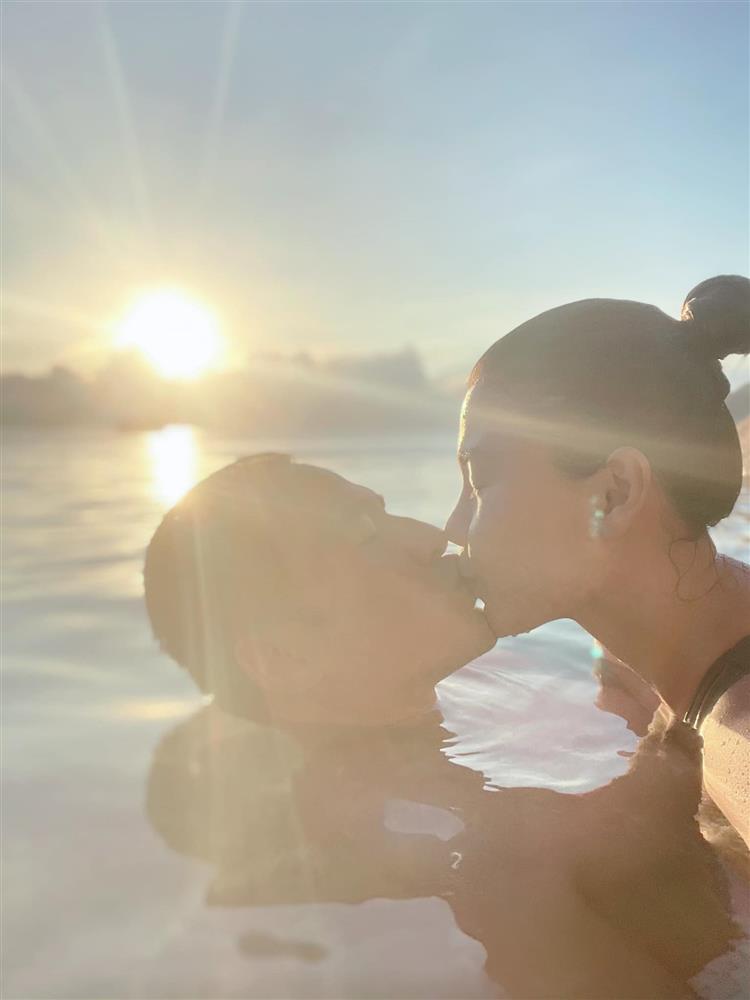 Tuần trăng mật lãng mạn của Thúy Diễm - Lương Thế Thành-2