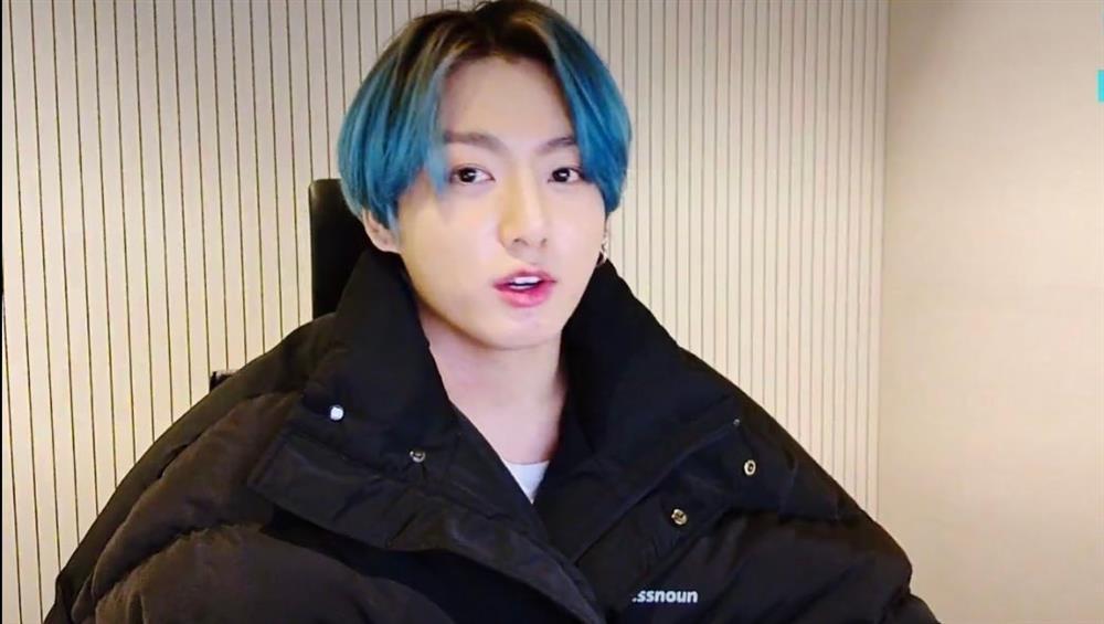 Fan BTS biến mình thành chúa hề chỉ vì màu tóc tự nhuộm của Jungkook-4