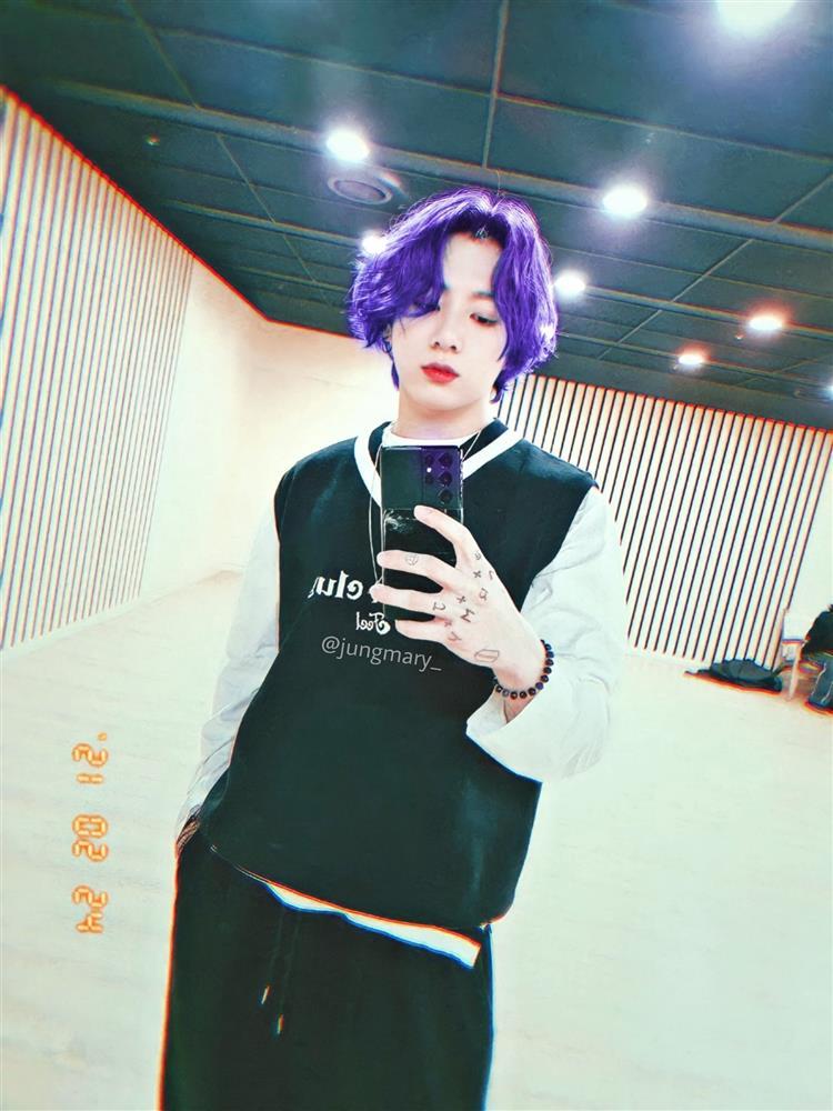 Fan BTS biến mình thành chúa hề chỉ vì màu tóc tự nhuộm của Jungkook-2