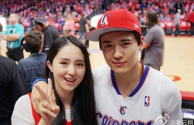 Loạt sao nam thích ngoại tình dù vợ vừa đẹp vừa đảm-6