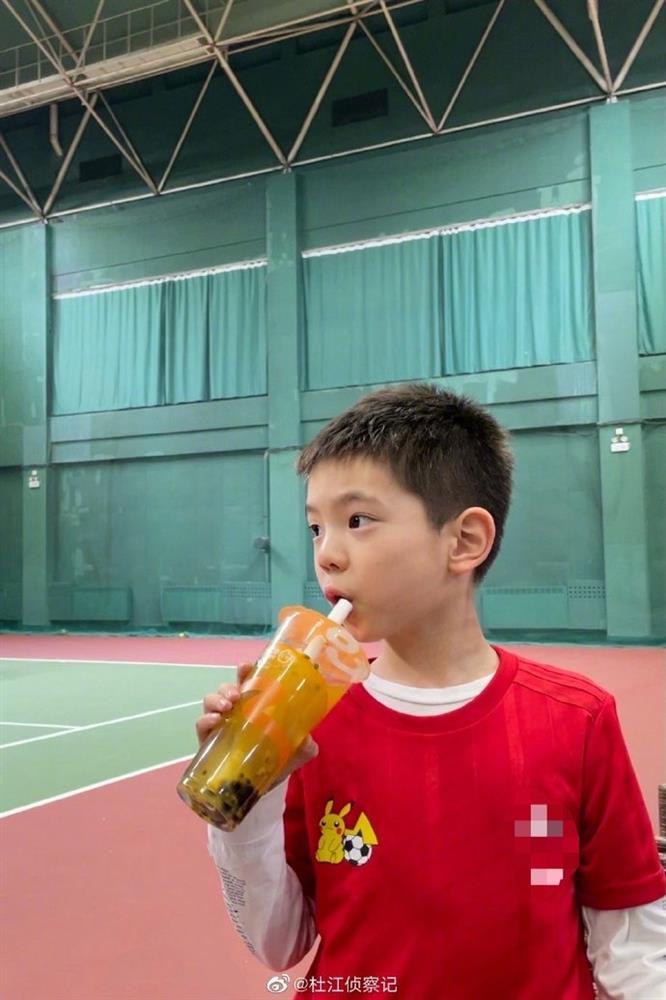 Con trai Hoắc Tư Yến sở hữu ngoại hình điển trai hệt Lý Hiện-3