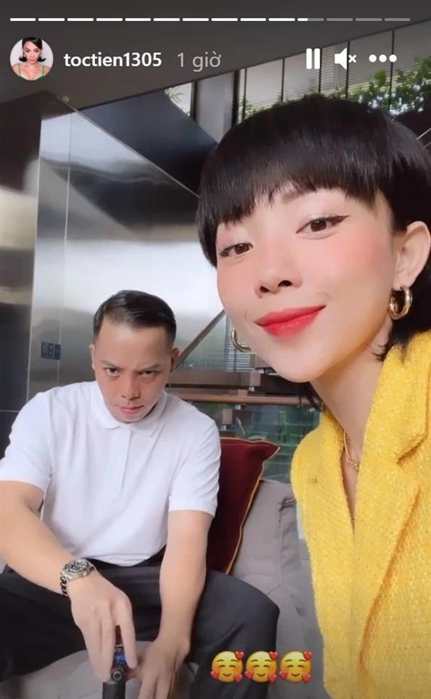 Cưới nhau cả năm mới thấy Hoàng Touliver đăng ảnh vợ lên MXH, lần này Tóc Tiên yên tâm vì hết bị dìm hàng rồi!-7