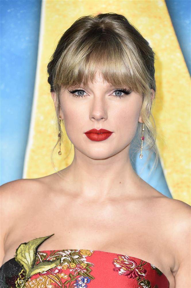 Taylor Swift dằn mặt Netflix vì dám phát ngôn phỉ báng danh dự-3