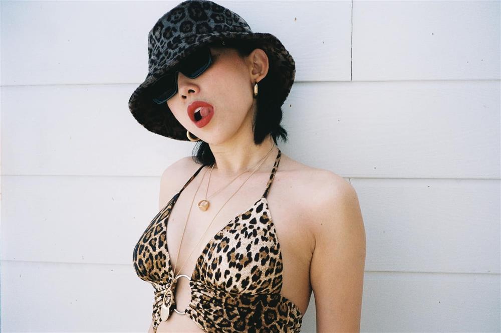 Thánh comment dạo đề nghị Tóc Tiên dọn về Mỹ sống-1