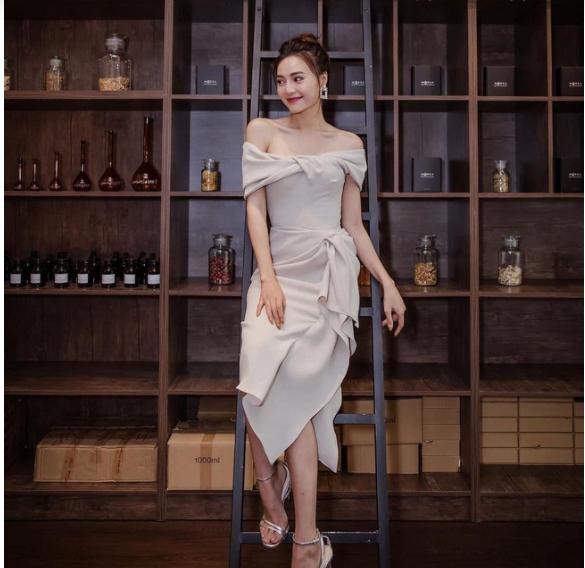 Lý do Ninh Dương Lan Ngọc suốt ngày diện váy áo trễ vai: Là bởi đặc điểm vóc dáng này?-7