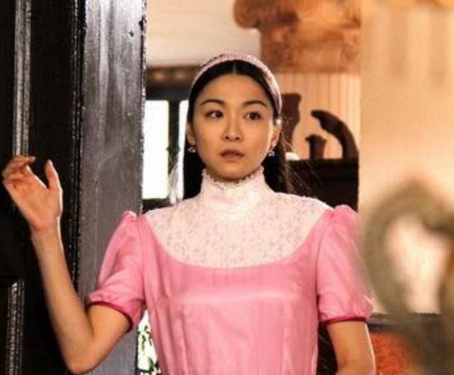 Mỹ nhân Đài Loan bị bạn diễn đánh thủng màng nhĩ trên trường quay-4