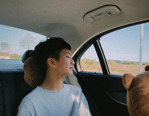 Hot boy thế hệ 2k7 gọi tên em trai Khả Ngân-1