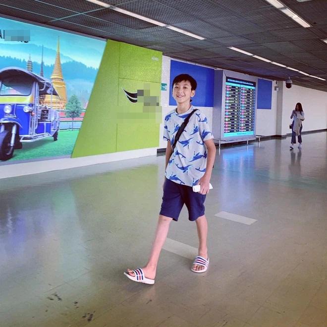 Hot boy thế hệ 2k7 gọi tên em trai Khả Ngân-2