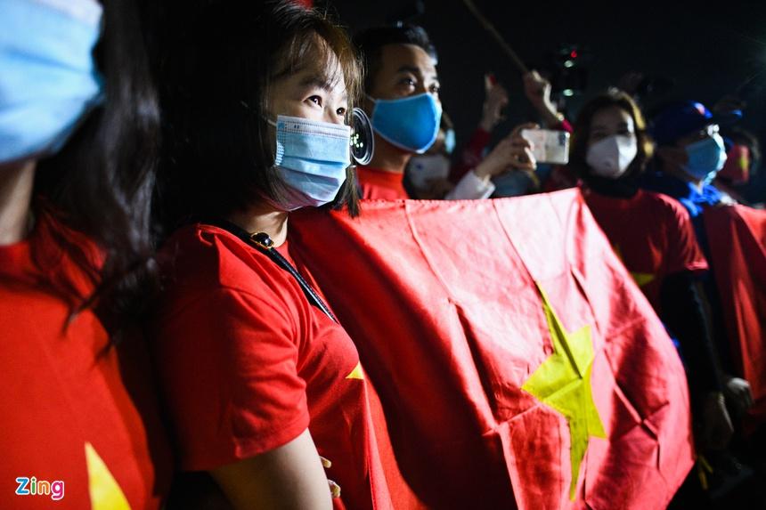 Người dân Chí Linh vui mừng trong thời khắc dỡ bỏ phong tỏa-4