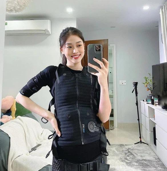 Cách Ninh Dương Lan Ngọc sở hữu vòng eo 54cm không cần ăn kiêng-4