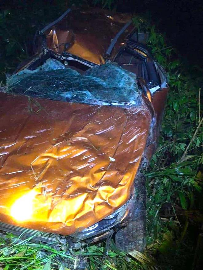 Nghệ An: Xe lao xuống vực, 1 cán bộ thanh tra tử nạn, 2 người thương nặng-2