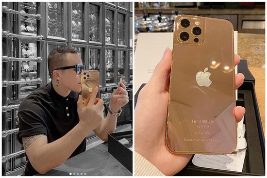 Vũ Khắc Tiệp được tặng iPhone mạ vàng 18k giá 250 triệu đồng