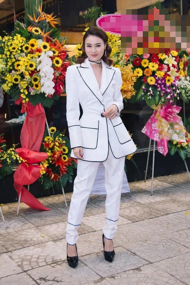 Hễ mặc màu tím là Ninh Dương Lan Ngọc lại lọt top sao mặc xấu-6