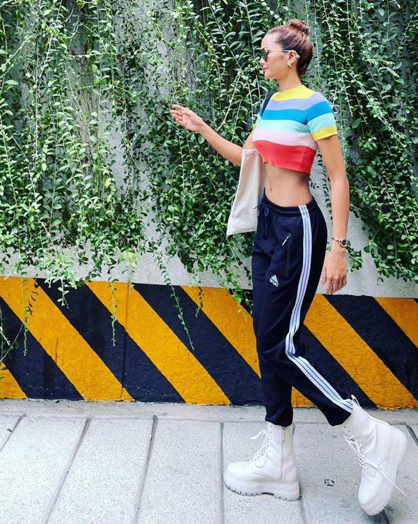 H'Hen Niê chăm chỉ tập thể dục để giữ eo "con kiến".