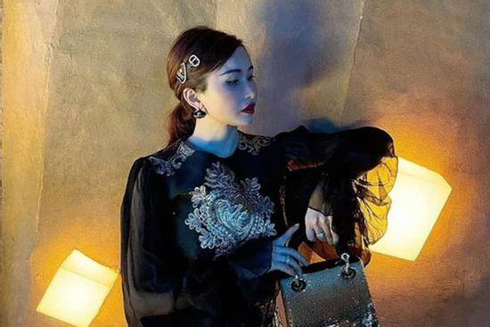 Vợ 2 chia sẻ gây chú ý sau ồn ào Minh Nhựa ly hôn bà cả