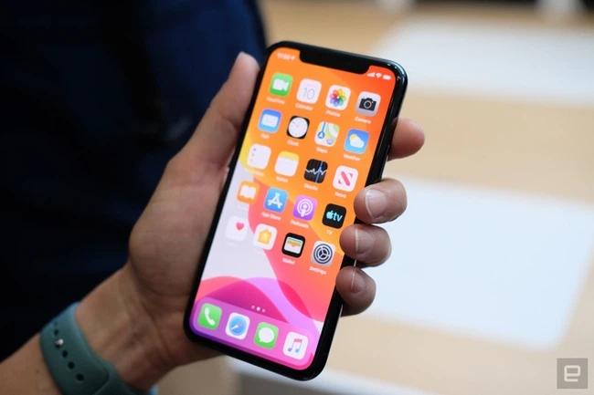 Lỡ tay sờ vào điện thoại người yêu, cô gái phát hiện sự thật khủng khiếp-2