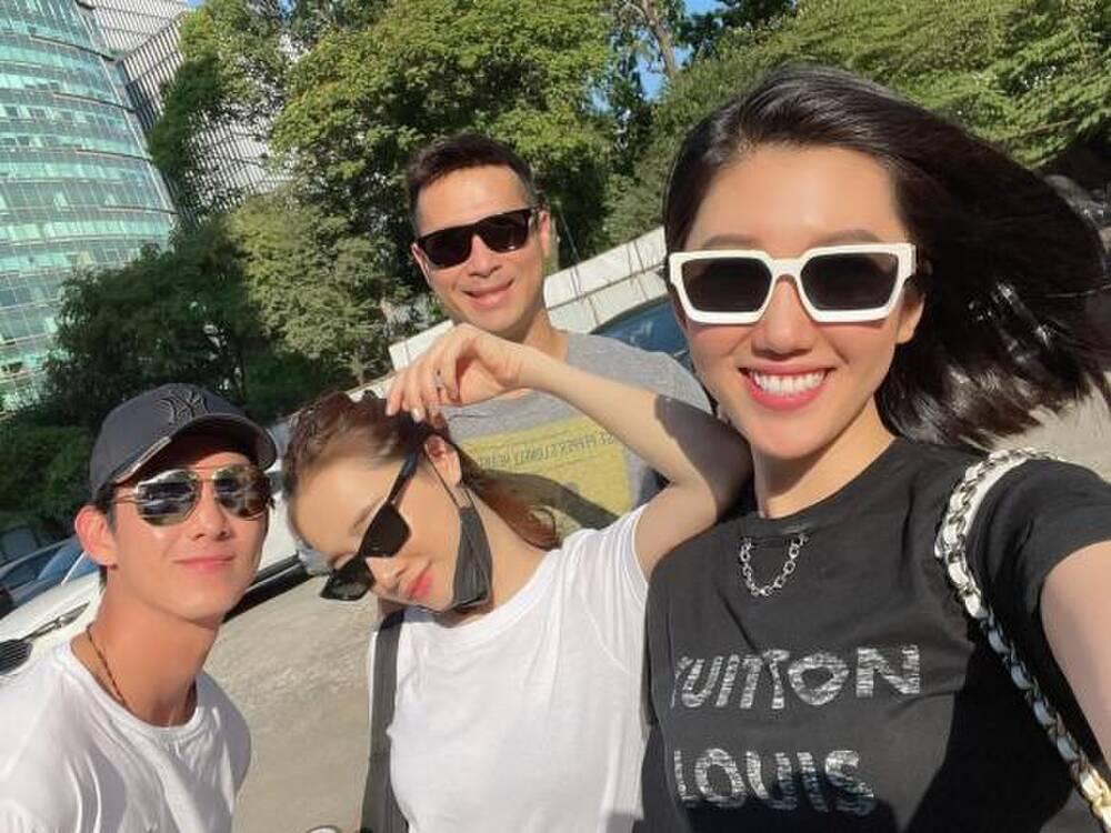 Thúy Ngân - Trương Thế Vinh thích mặc quần áo giống nhau-11