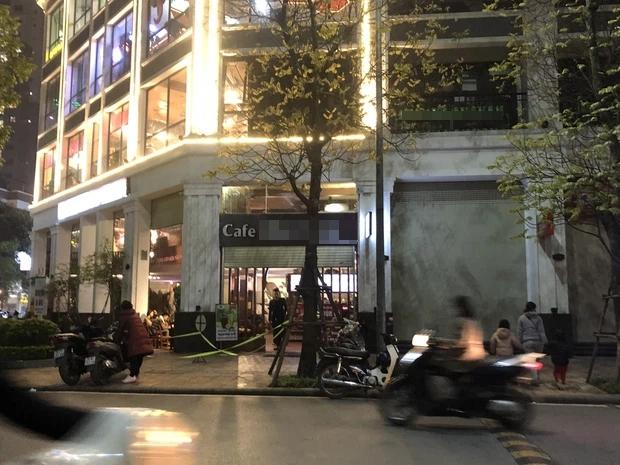 Hà Nội: Người đàn ông đang uống cà phê thì lên tầng 5 rồi nhảy xuống-2