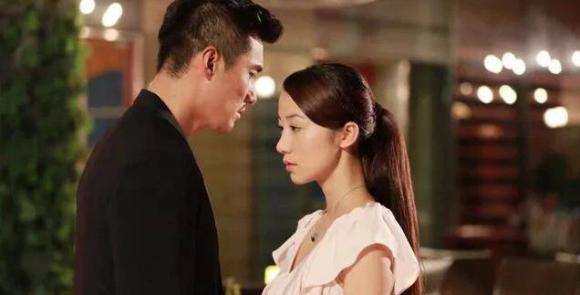 Nhân tình chồng quỳ xuống cầu xin, tôi có quyết định vĩ đại-1