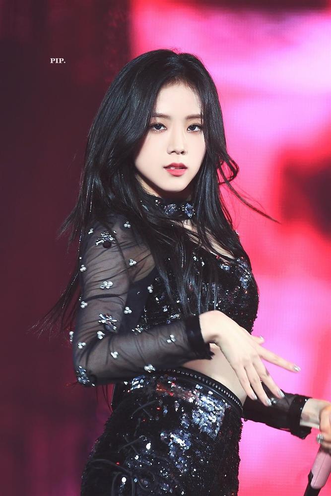 Bác sĩ thẩm mỹ nhận định BLACKPINK Jisoo đẹp hoàn hảo nhất-4