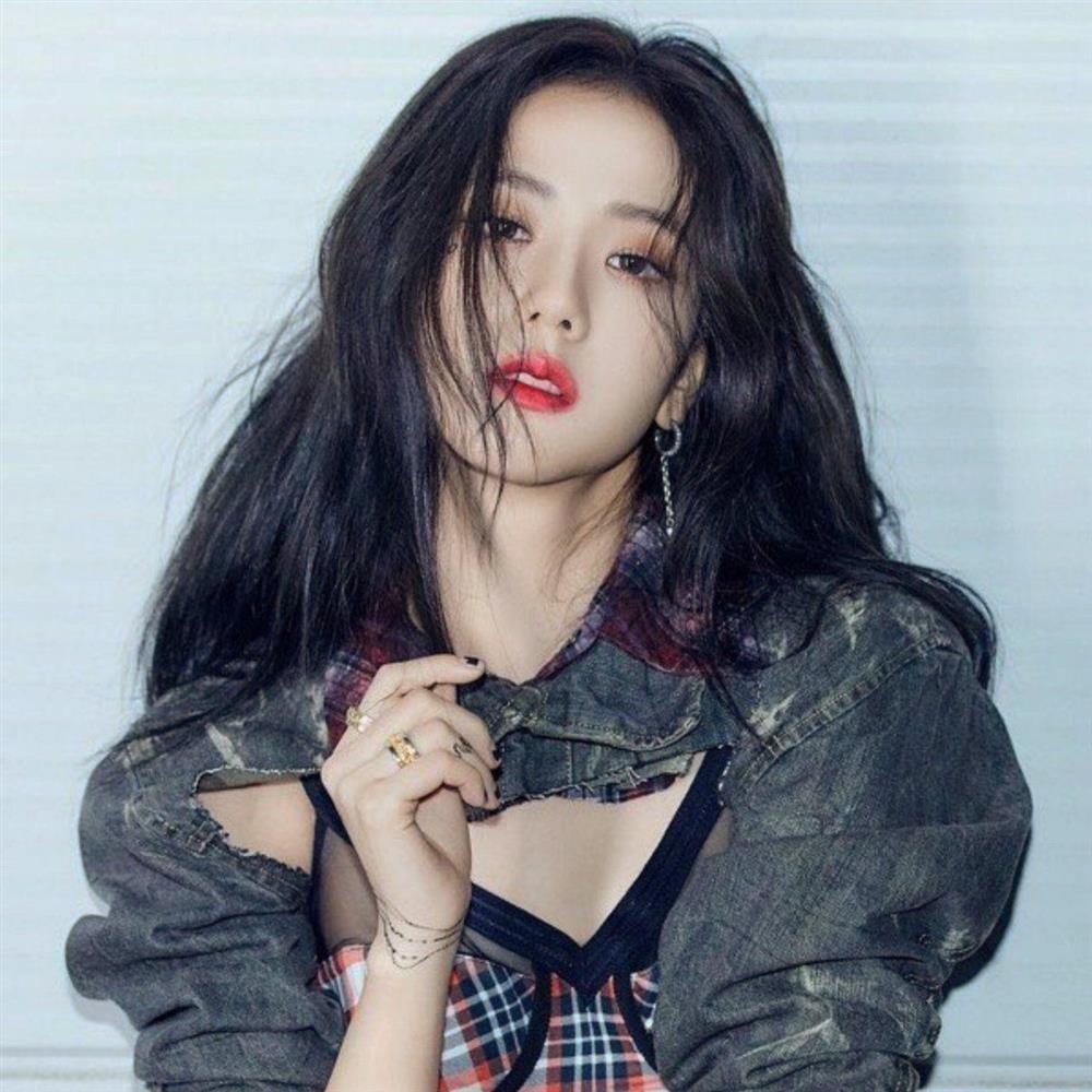 Bác sĩ thẩm mỹ nhận định BLACKPINK Jisoo đẹp hoàn hảo nhất-5