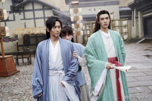 Mỹ nam Sơn Hà Lệnh Cung Tuấn bị antifan tung ảnh khỏa thân-4