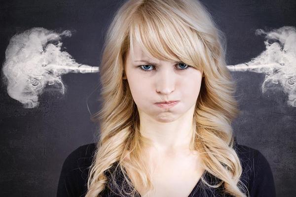 Bố trí bàn làm việc cho cả năm may mắn, thuận buồm xuôi gió-4