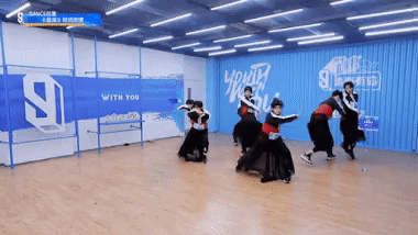 Chấm hết Lisa dễ thương, Lạp lão sư nhìn đã hốt trở lại Thanh Xuân Có Bạn 3-2