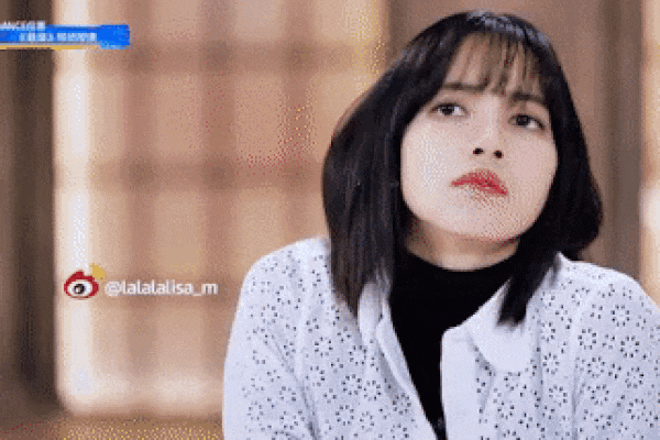 Fan Lisa đe dọa YG khi chứng kiến idol bị coi như sao hạng bét-8