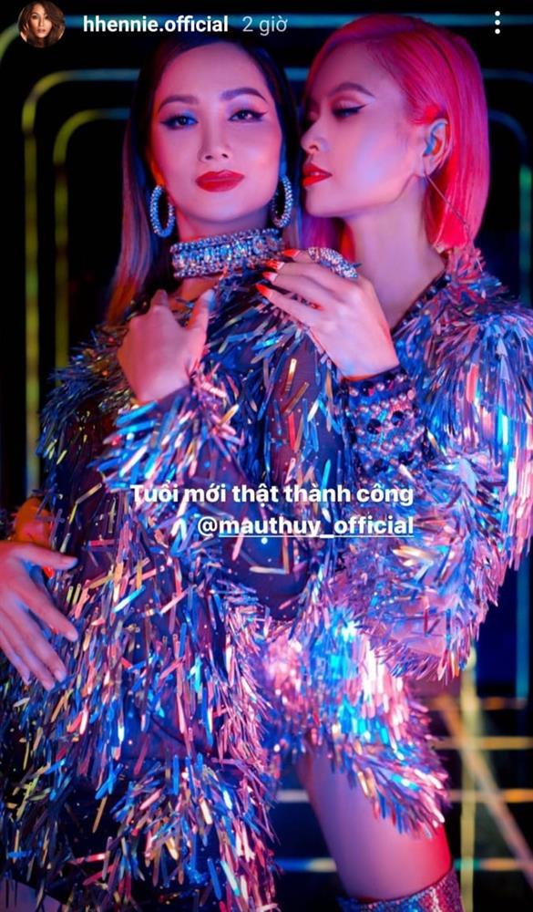 HHen Niê thời làm PG, chạy theo xin chụp hình cùng Mâu Thủy-3