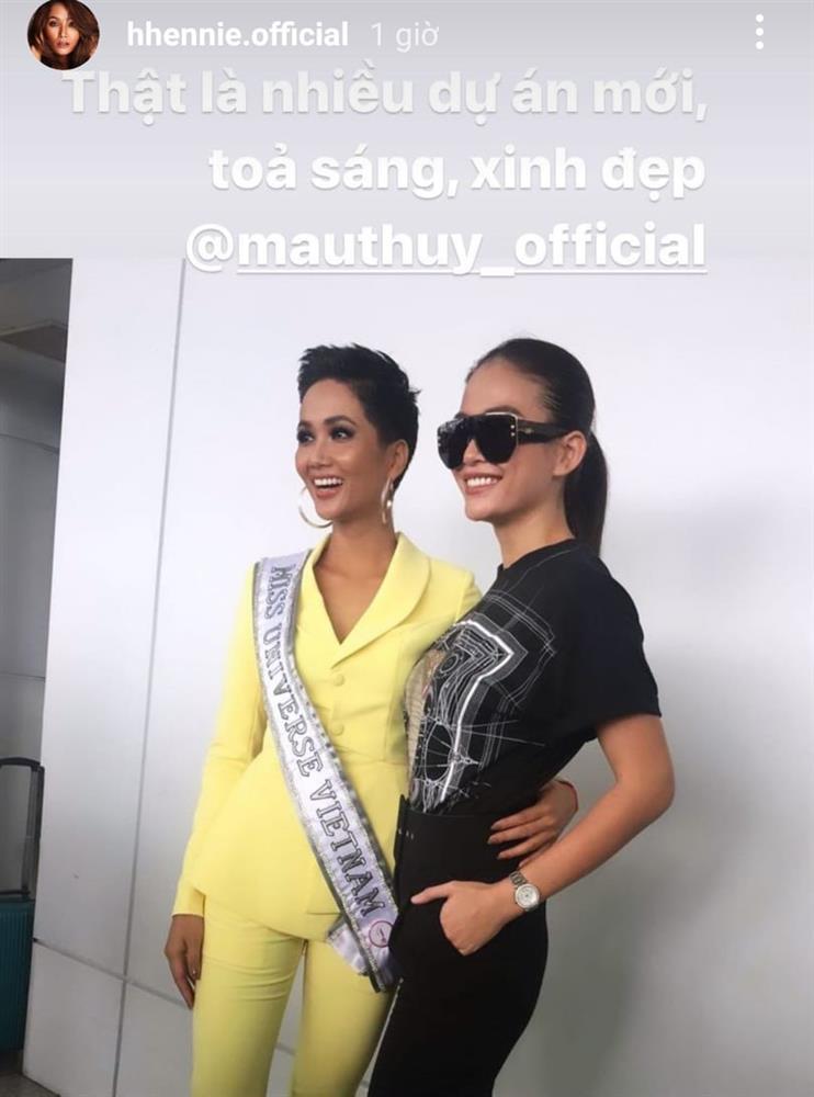 HHen Niê thời làm PG, chạy theo xin chụp hình cùng Mâu Thủy-4