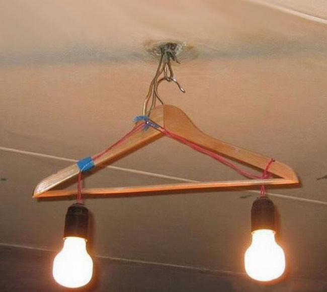 Những pha thiết kế lệch tông khiến người sử dụng phải khẩu nghiệp-6