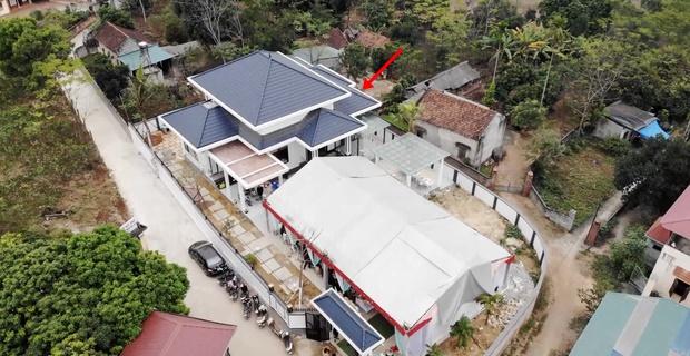 Đầu tư bể cá Koi hơn nửa tỷ, anh em Tam Mao thật sự giàu cỡ nào?-7