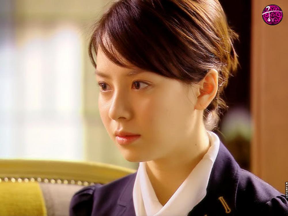 Không phải nữ chính, Song Ji Hyo mới là mỹ nhân gây sốt Hoàng Cung remake-5