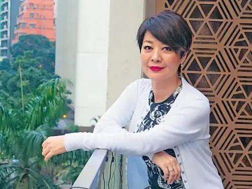 Sao TVB 2 lần ung thư, 2 lần ly hôn đến mức tự bẻ cong giới tính-1