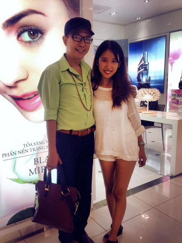 Long Nhật khoe bữa cơm gia đình, ngoại hình vợ con gây chú ý-9