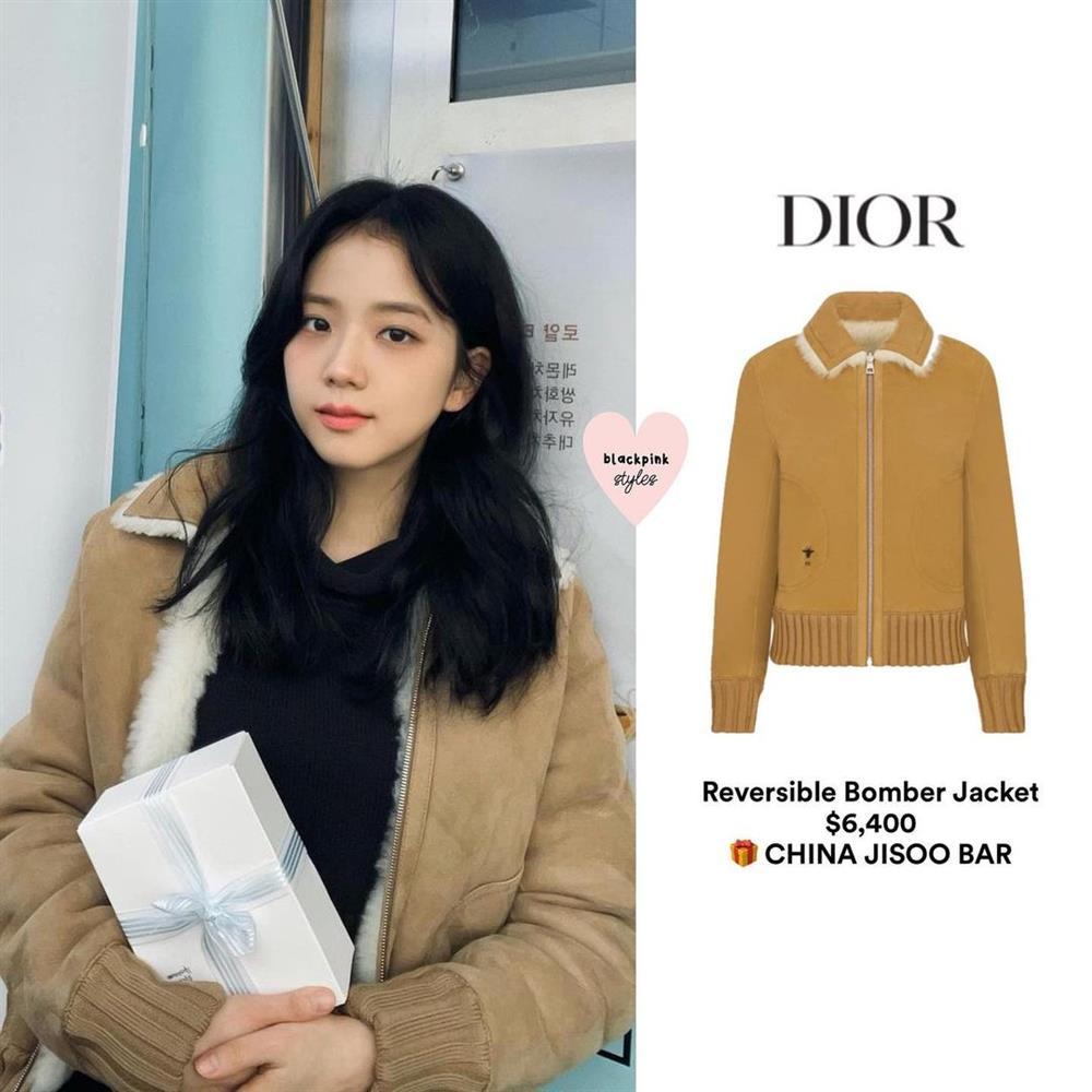 Style sao Hàn tuần qua: Jisoo tích cực diện đồ Dior, Han Ye Seul chiếm spotlight với eo siêu nhỏ-1