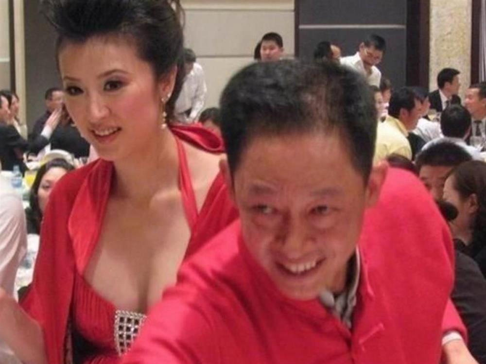 Danh sách bà xã tôi là đại gia của loạt tài tử Hoa ngữ-3