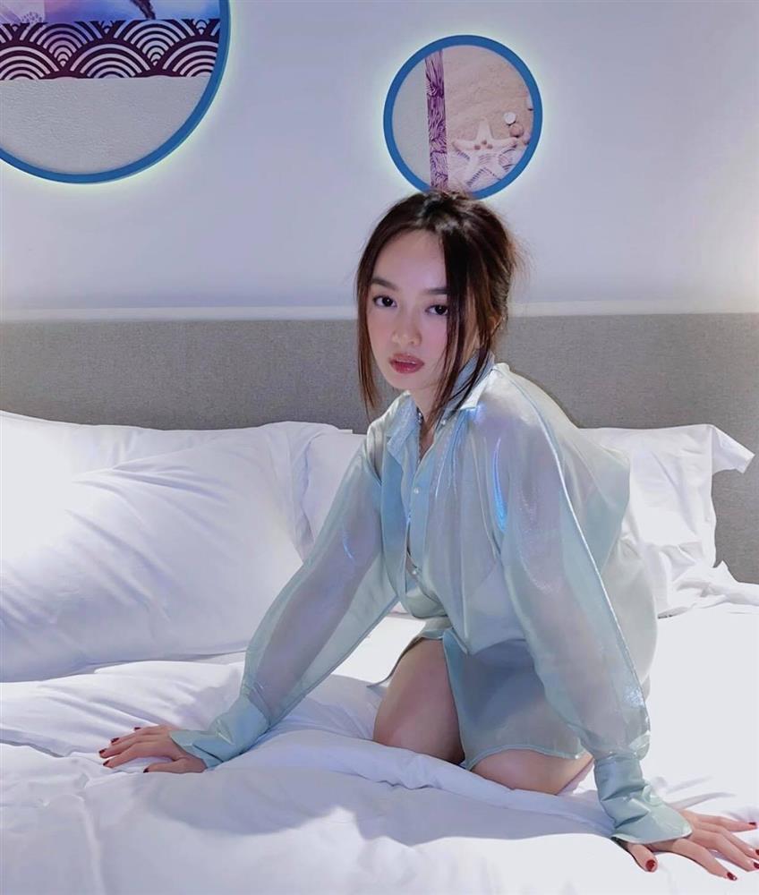 Tuyệt chiêu hack dáng của cô nàng 3 mét bẻ đôi Kaity Nguyễn-4