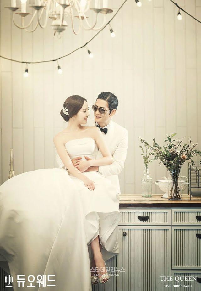 Các idols đã tán tỉnh nữ tiếp viên hàng không bằng cách nào?-4