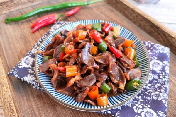 Mách chị em cách làm nước chấm ớt đỏ: Hội nghiện hải sản phải thử!-5