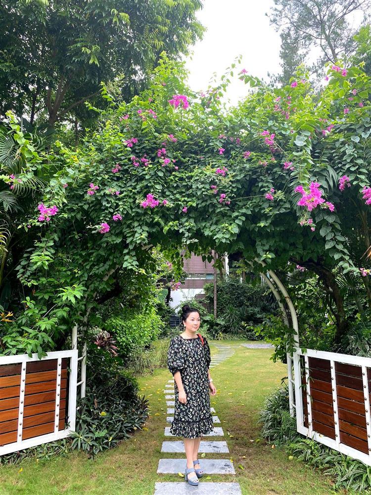 4 người mẹ sao Việt: Nhan sắc không tuổi, phong cách lấn át con gái-6