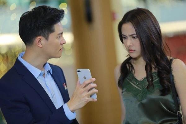 Viết đơn ly hôn thì mẹ chồng oán trách tự rước nhục, nàng dâu trả lời đanh thép-1