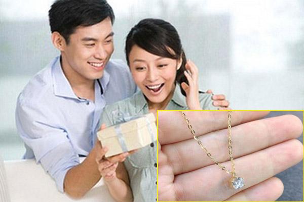 Bạn trai tặng 74 tỷ, cô gái sốc nặng về thân phận thật của người yêu-3